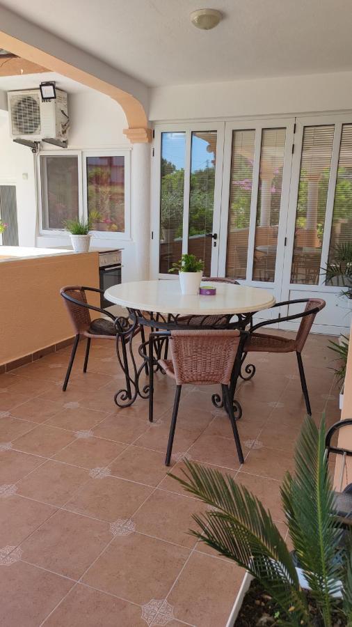Ferienwohnung Guest'S House "Lindi&Roni" Ulcinj Exterior foto