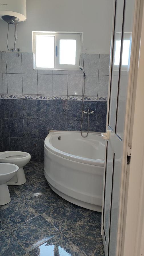 Ferienwohnung Guest'S House "Lindi&Roni" Ulcinj Exterior foto